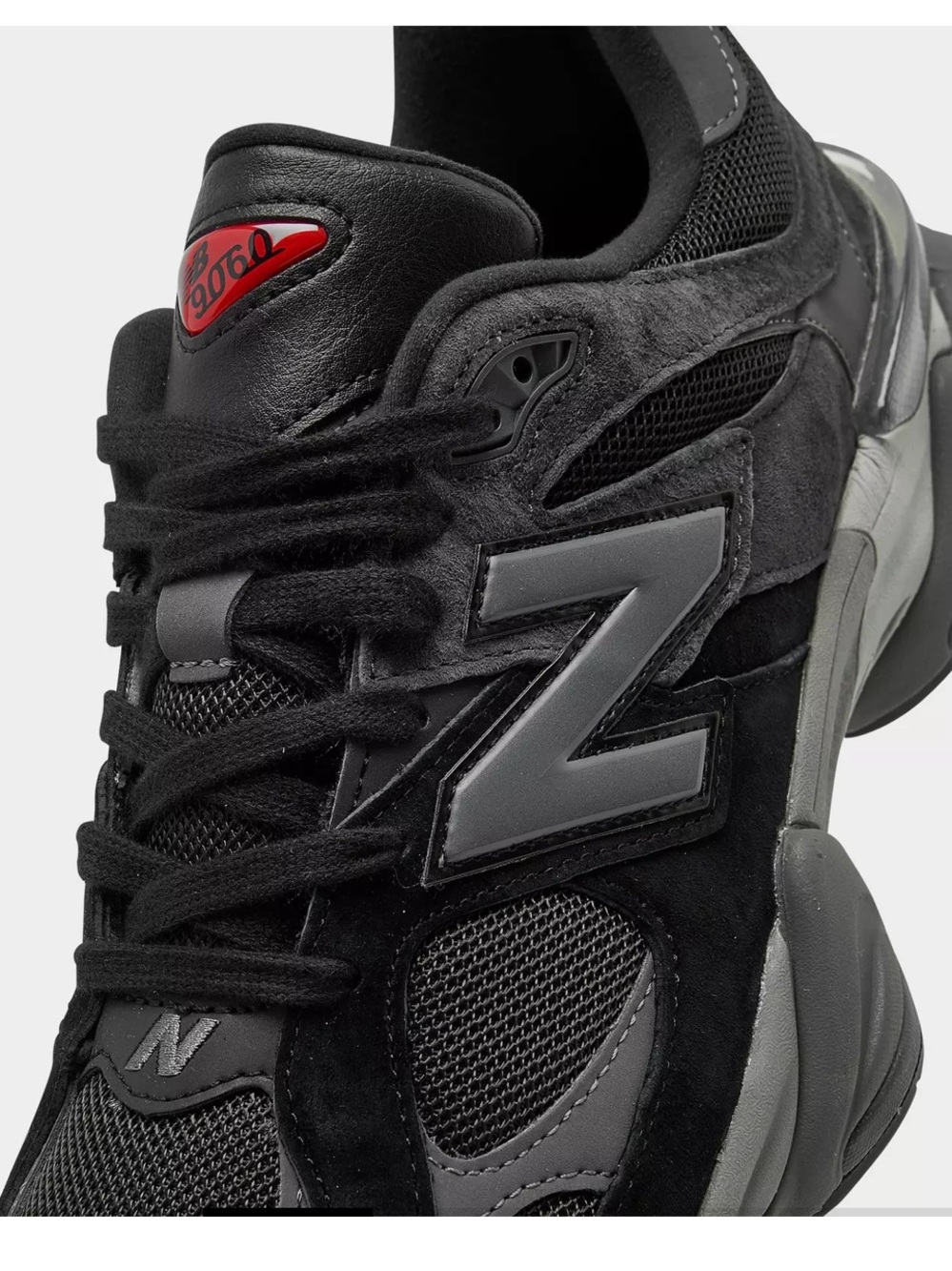 New Balance Men's 9060 Black and Gray Sneakers Sz 10 - Picture 3 of 15